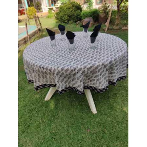 Black round table cloth for six