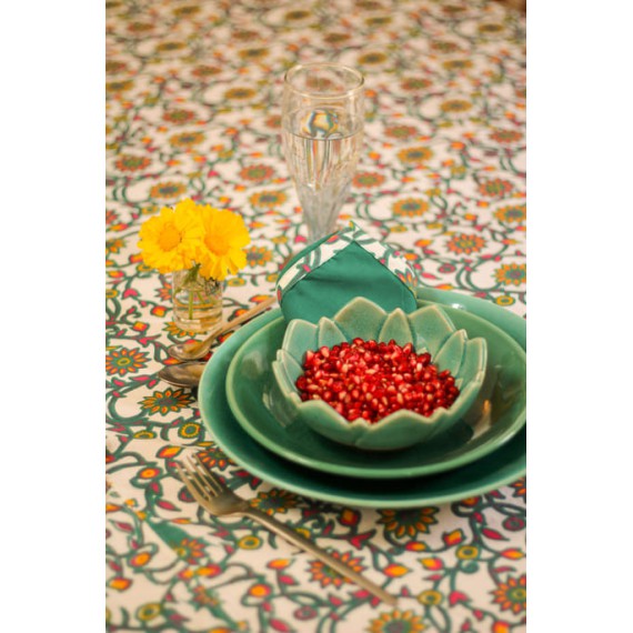 Green flower Round Table Cloth for Eight