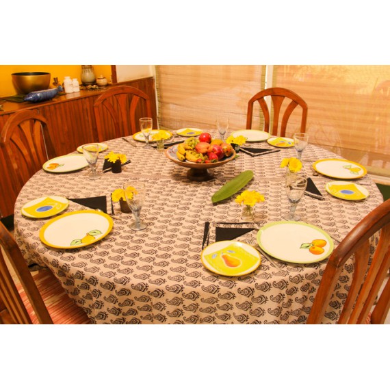 Black paisley round table cloth for eight