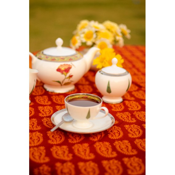 Orange round table cloth for six