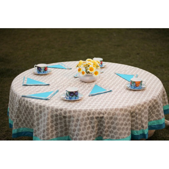 White and blue round table cloth for six