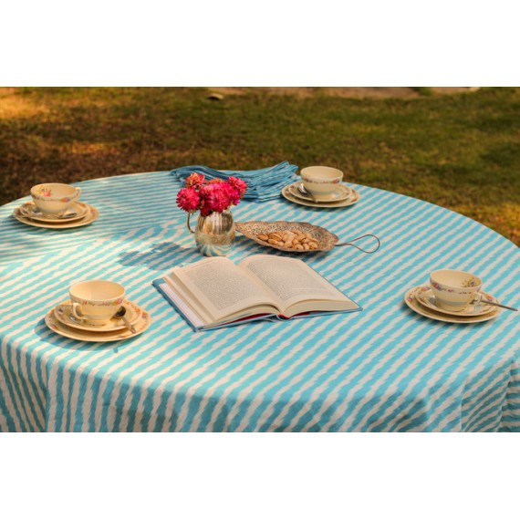 Blue striped round table cloth for six