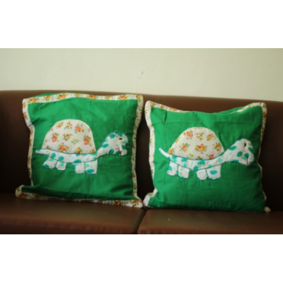 Green turtle cushion covers