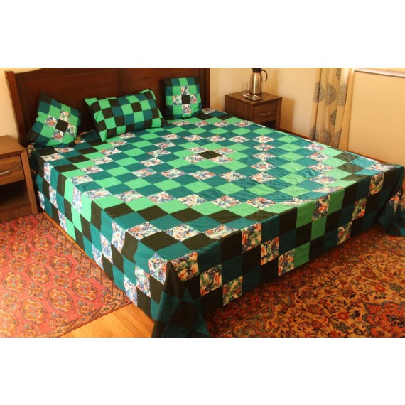 Harini green bed cover