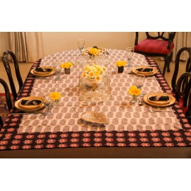 Harini rectangular table cloth for six