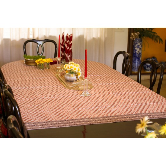 Aparna table cloth for eight