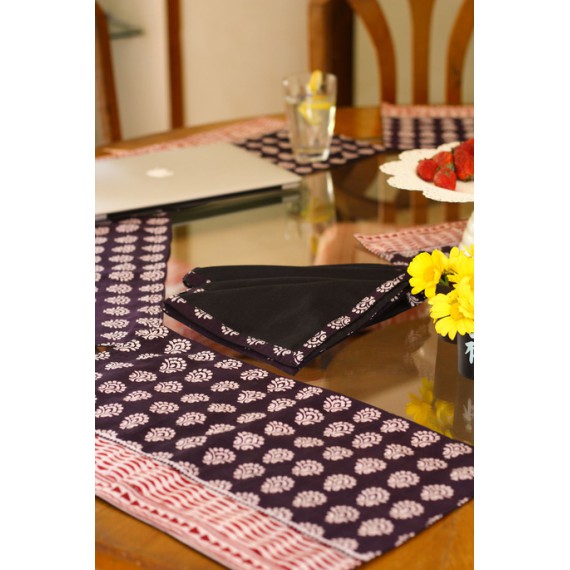 Ratna table mat set of eight