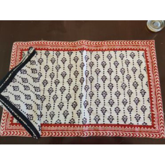 Red and White table mat set of six