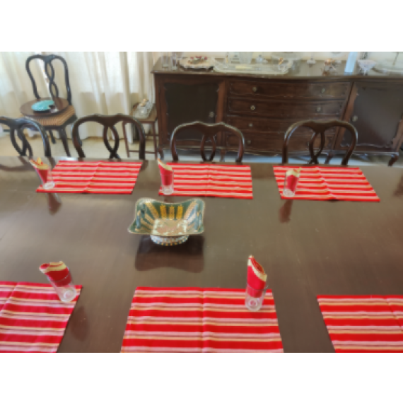 Red striped table mat set of six with matching napkins