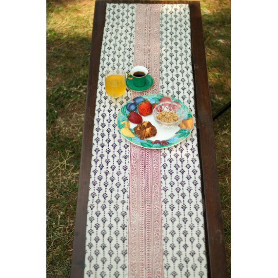 Teesta table runner